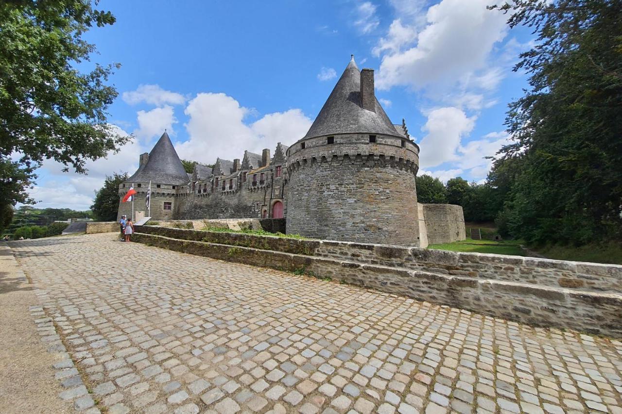 Le Duplex Du Château Centre Ville Calme Pontivy Extérieur photo